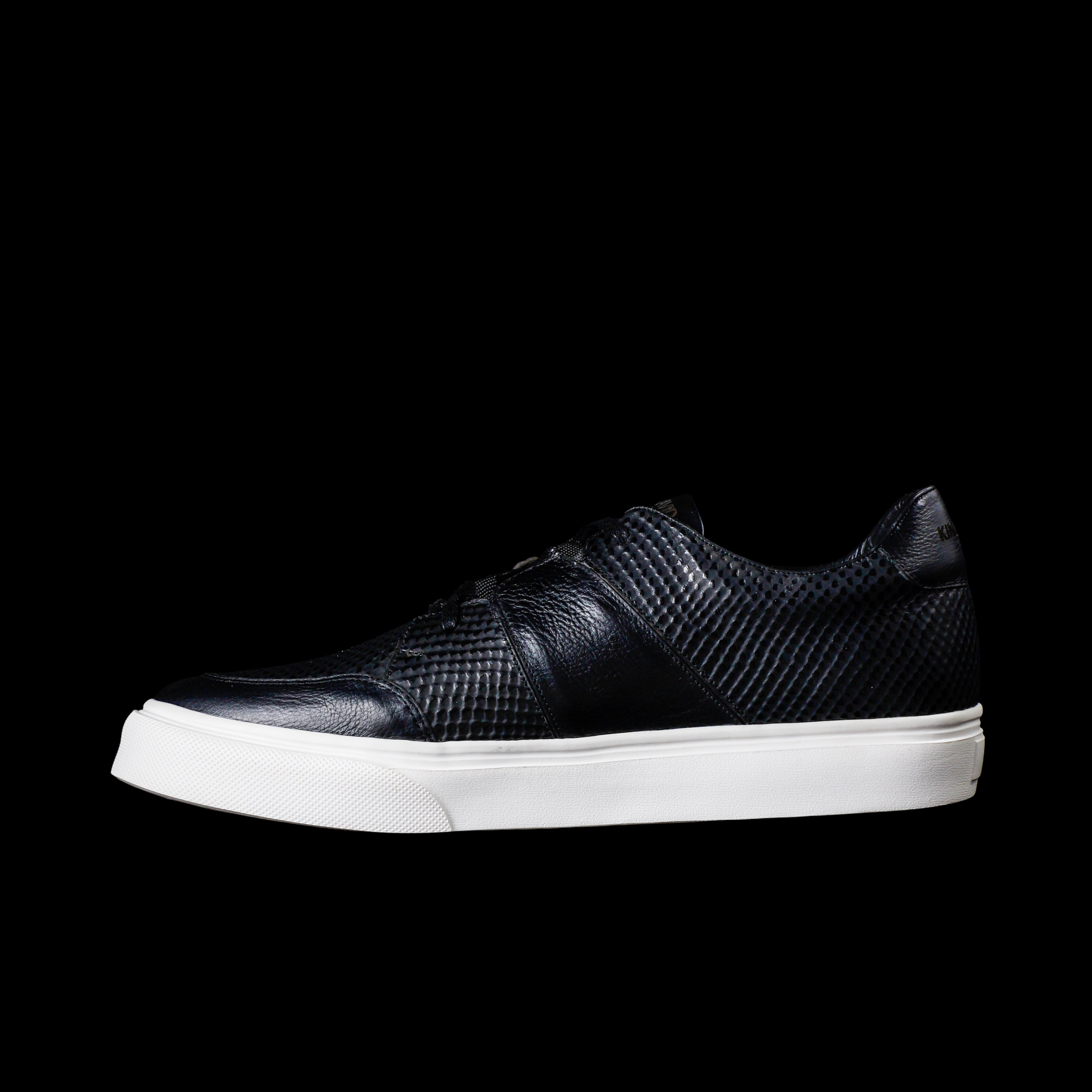 MELBOURNE LUXURY BLACK